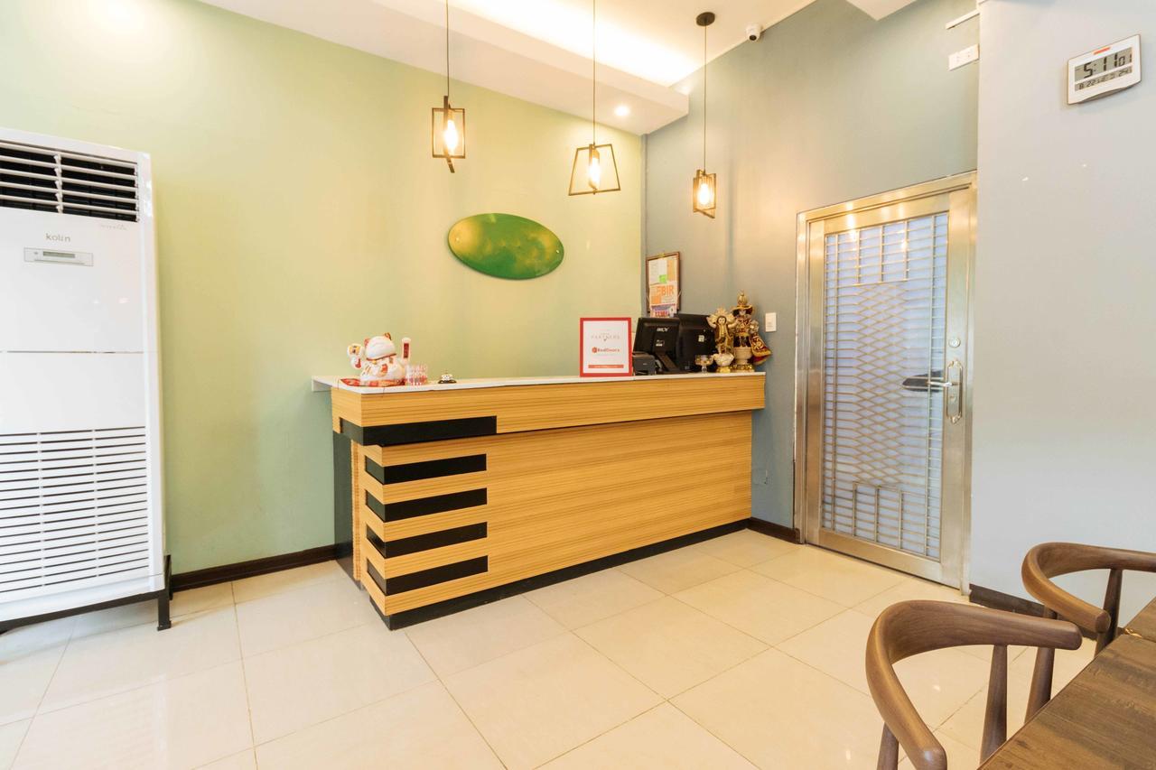 Reddoorz Plus @ Tayuman Manila Exterior photo